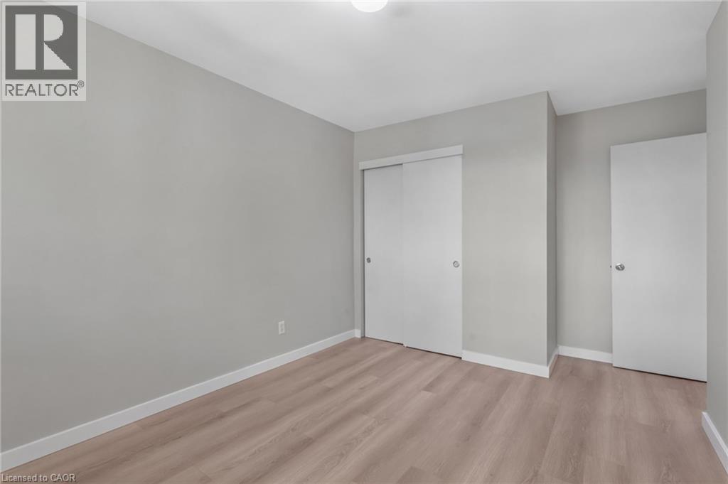 104 Ralgreen Crescent Property Photo 23