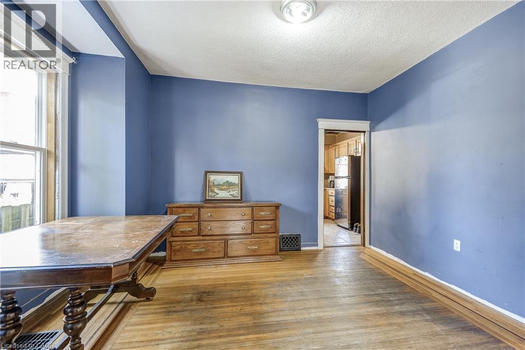 11 Elm Street Property Photo 10