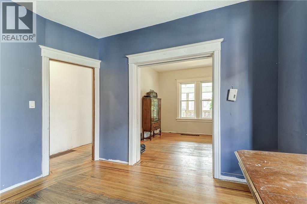 11 Elm Street Property Photo 12