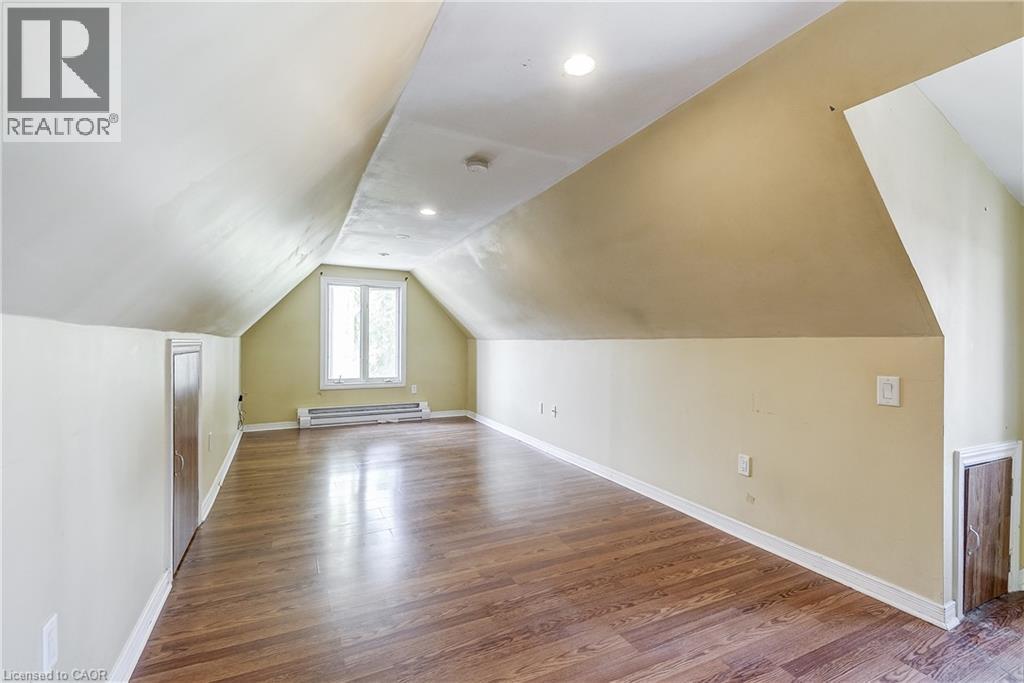 11 Elm Street Property Photo 25