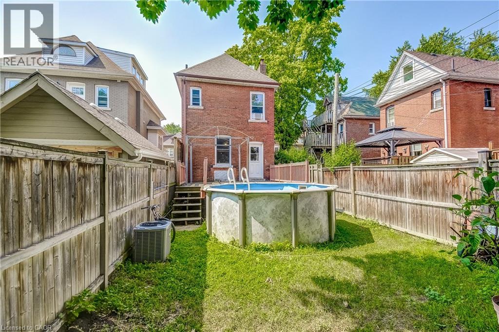 11 Elm Street Property Photo 28