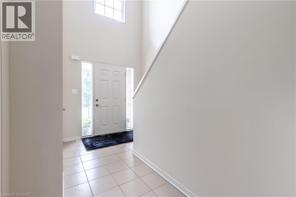 8625 Upper Canada Drive Property Photo 13