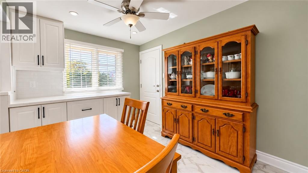 76 Appalachian Crescent Unit# Upper Property Photo 9