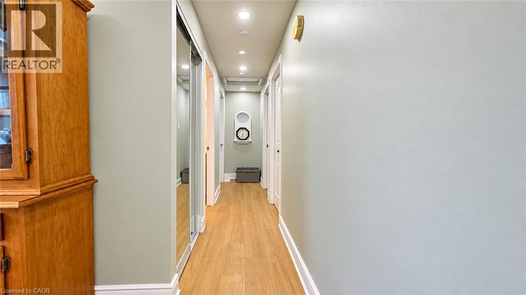 76 Appalachian Crescent Unit# Upper Property Photo 10