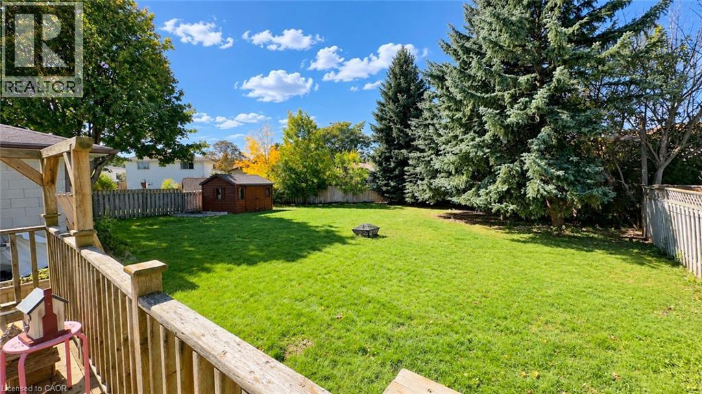 76 Appalachian Crescent Unit# Upper Property Photo 21