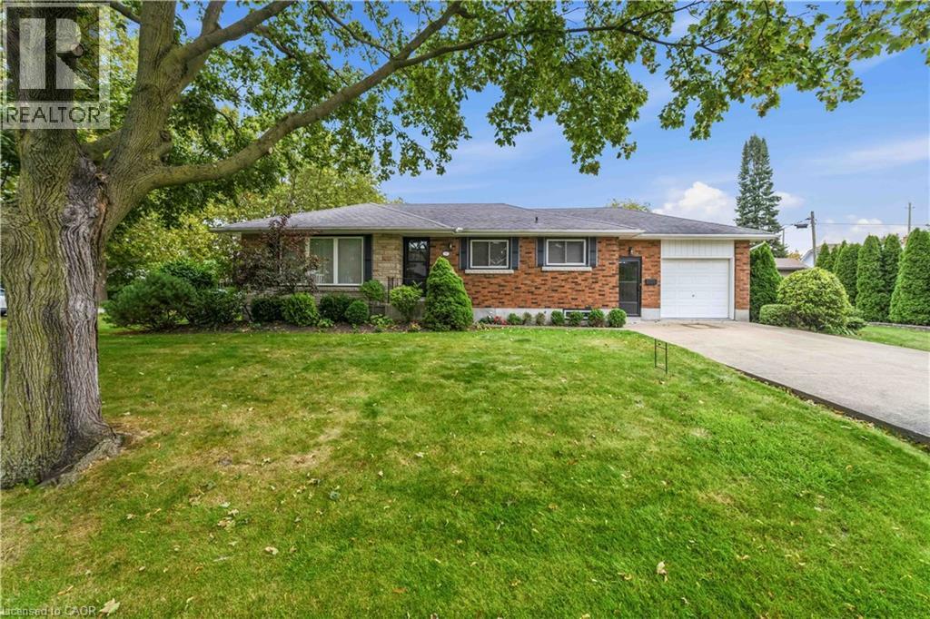 4 Regina Avenue Property Photo 1