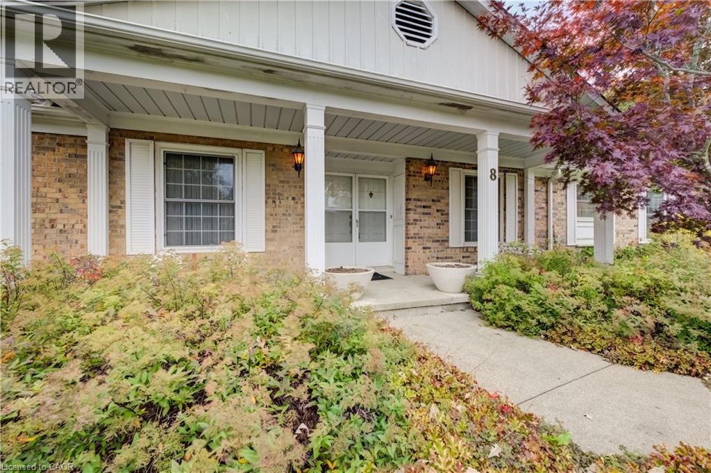 8 Granbridge Drive Property Photo 4