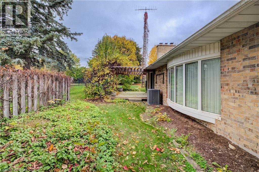 8 Granbridge Drive Property Photo 28