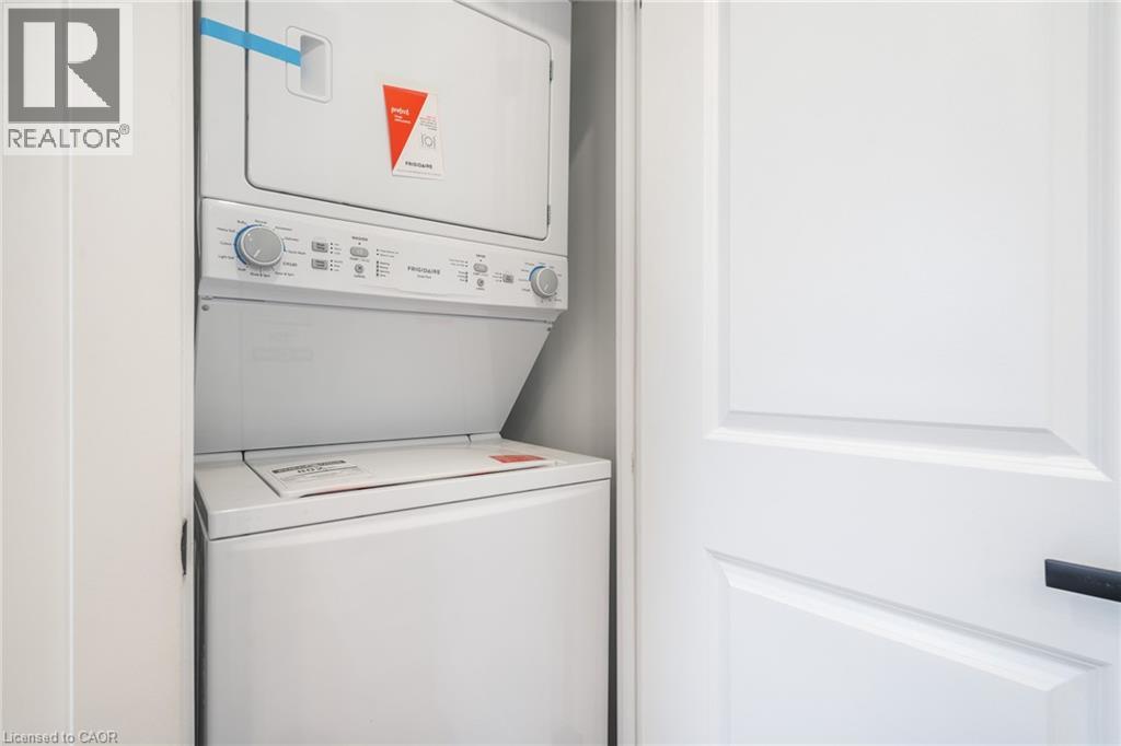 204 Balsam Avenue S Unit# 2 Property Photo 8