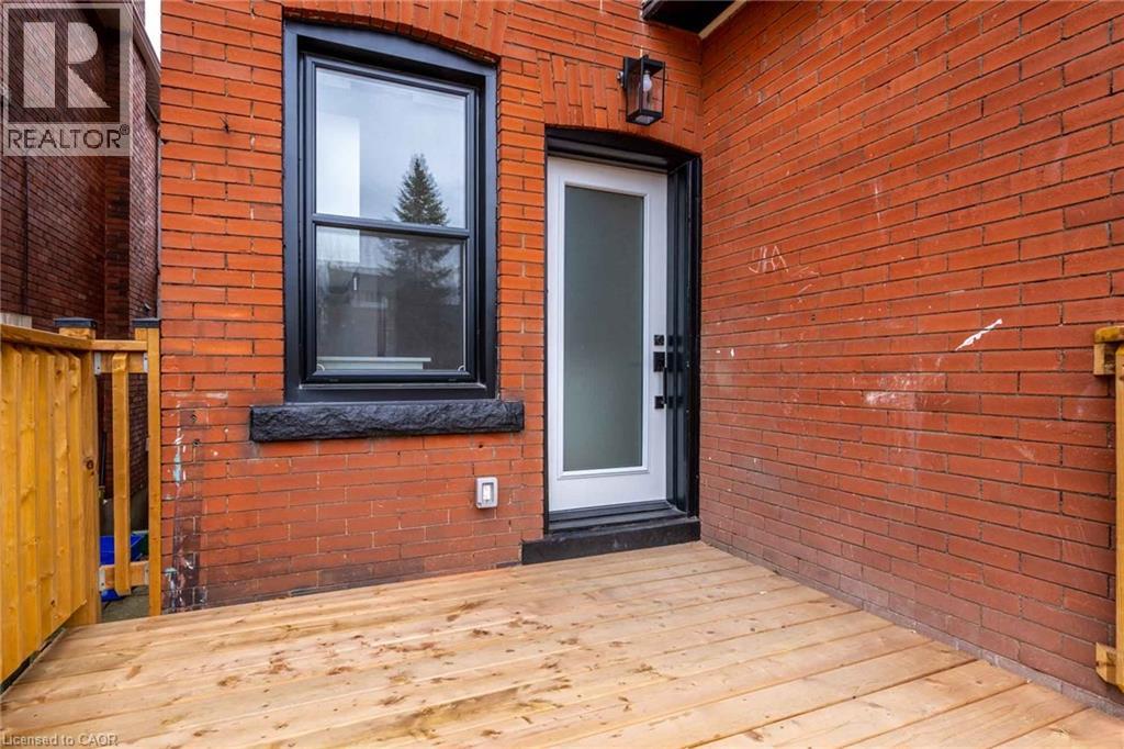 204 Balsam Avenue S Unit# 2 Property Photo 16