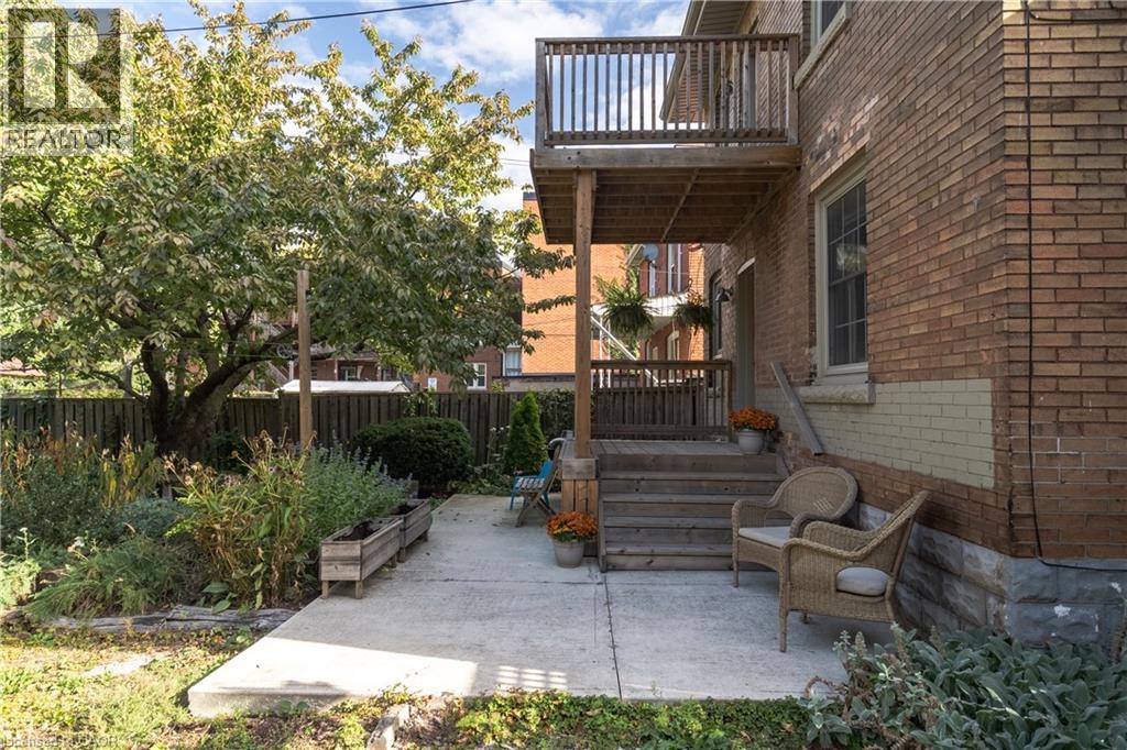 14 Prospect Street S Property Photo 38