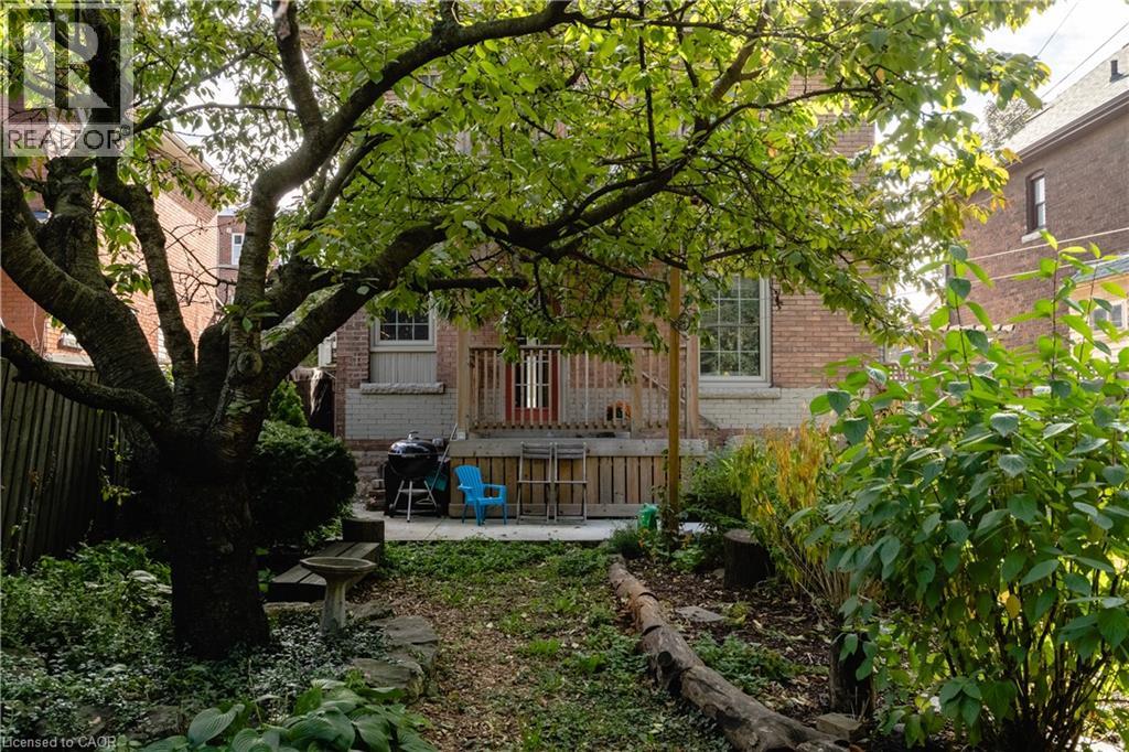 14 Prospect Street S Property Photo 41