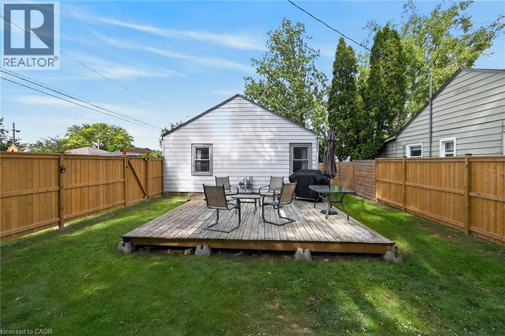 82 Division Street Property Photo 3