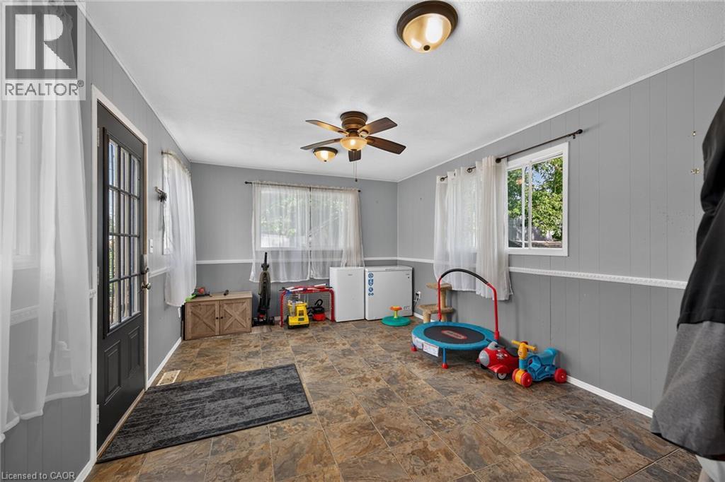 82 Division Street Property Photo 21