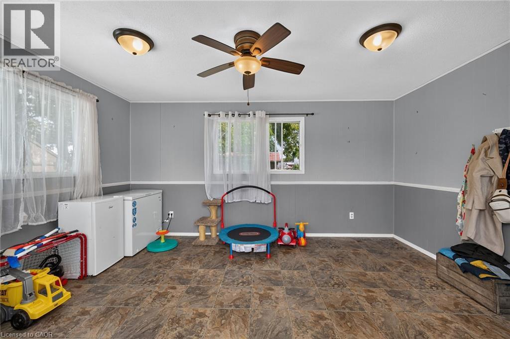82 Division Street Property Photo 24