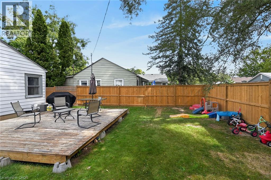 82 Division Street Property Photo 27
