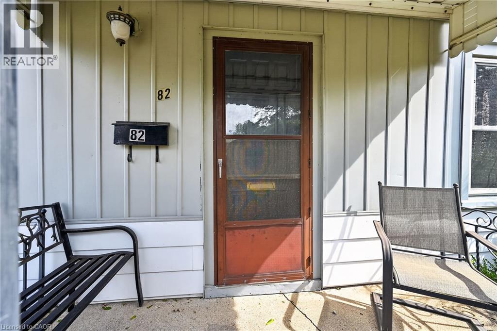 82 Division Street Property Photo 31