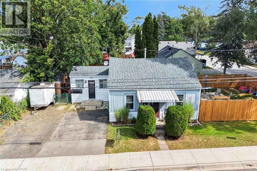 82 Division Street Property Photo 35