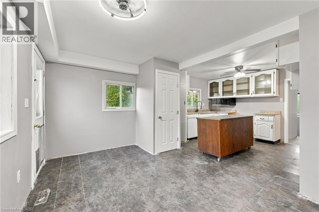 77937 London Road Property Photo 7