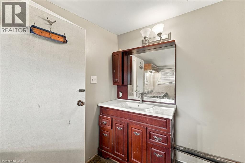 77937 London Road Property Photo 29