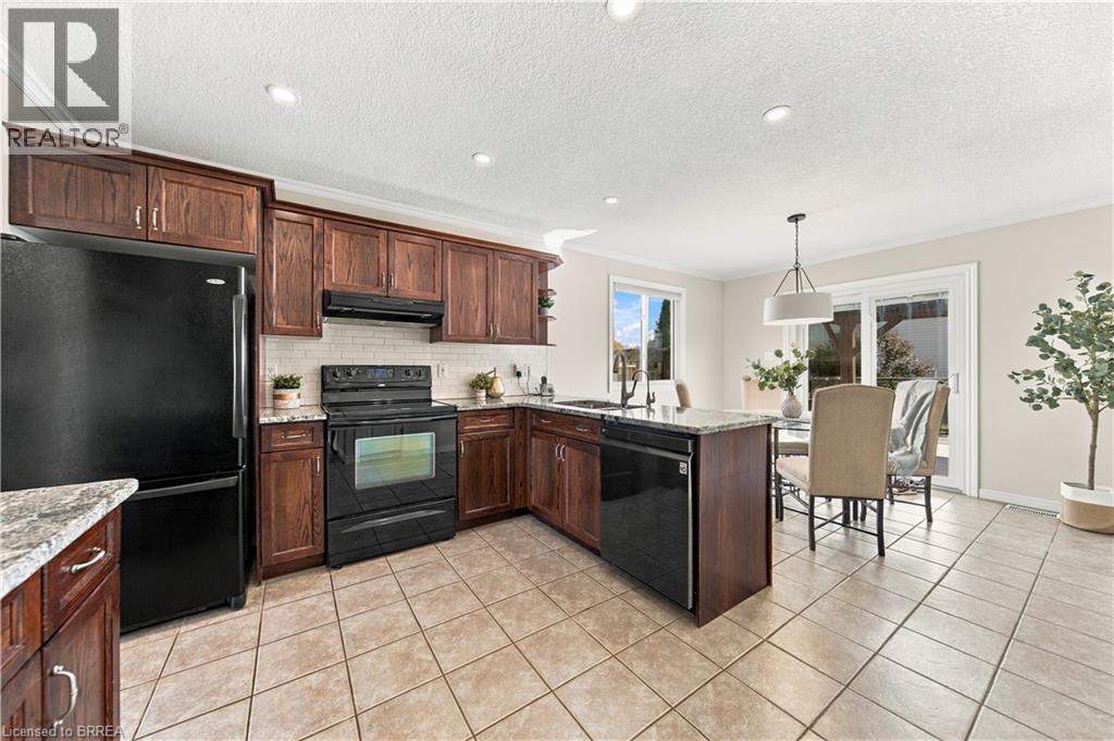 4 Macpherson Drive Property Photo 11