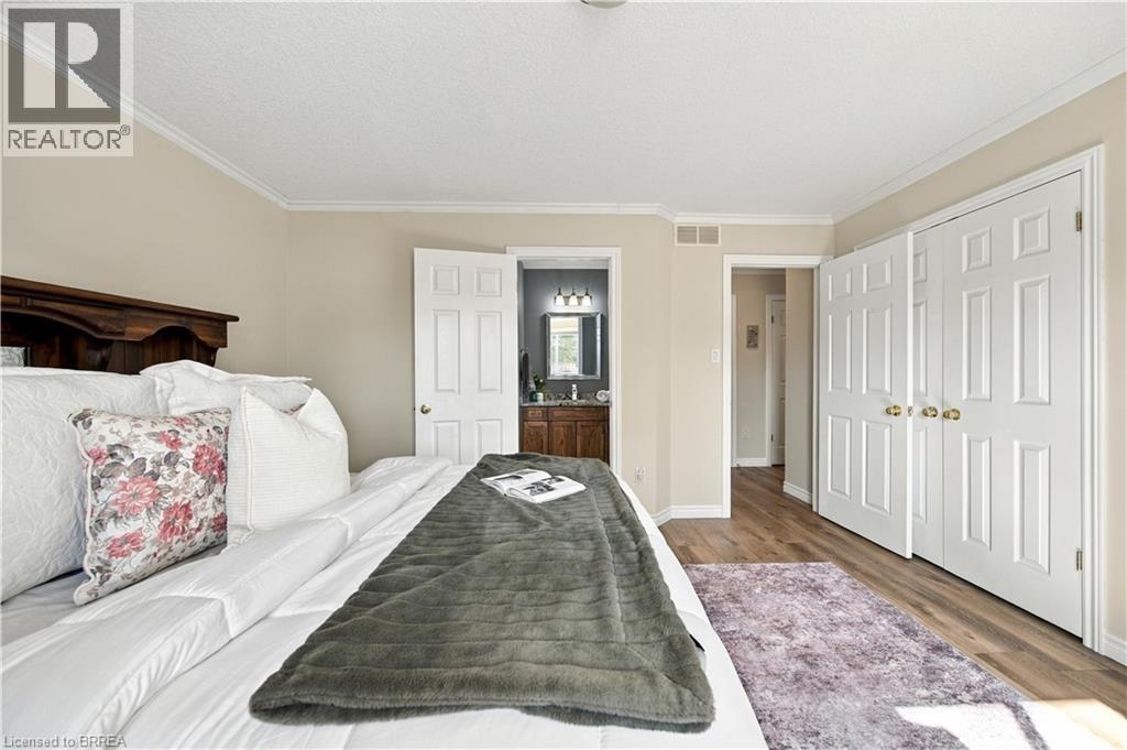 4 Macpherson Drive Property Photo 19