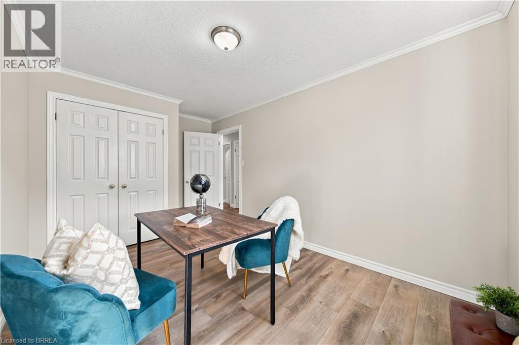 4 Macpherson Drive Property Photo 23