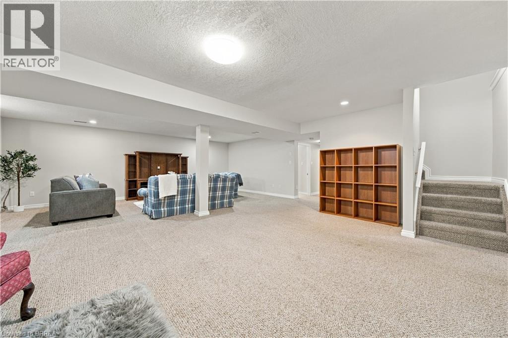 4 Macpherson Drive Property Photo 24