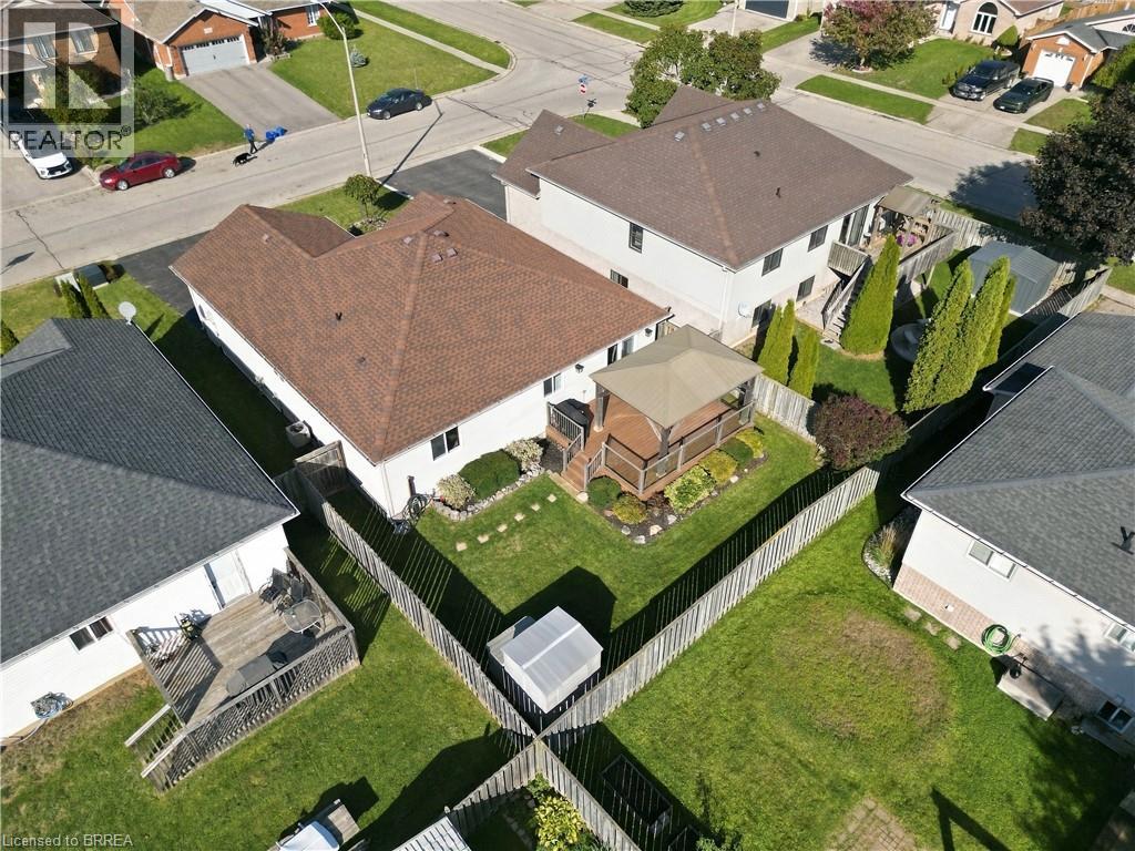 4 Macpherson Drive Property Photo 44