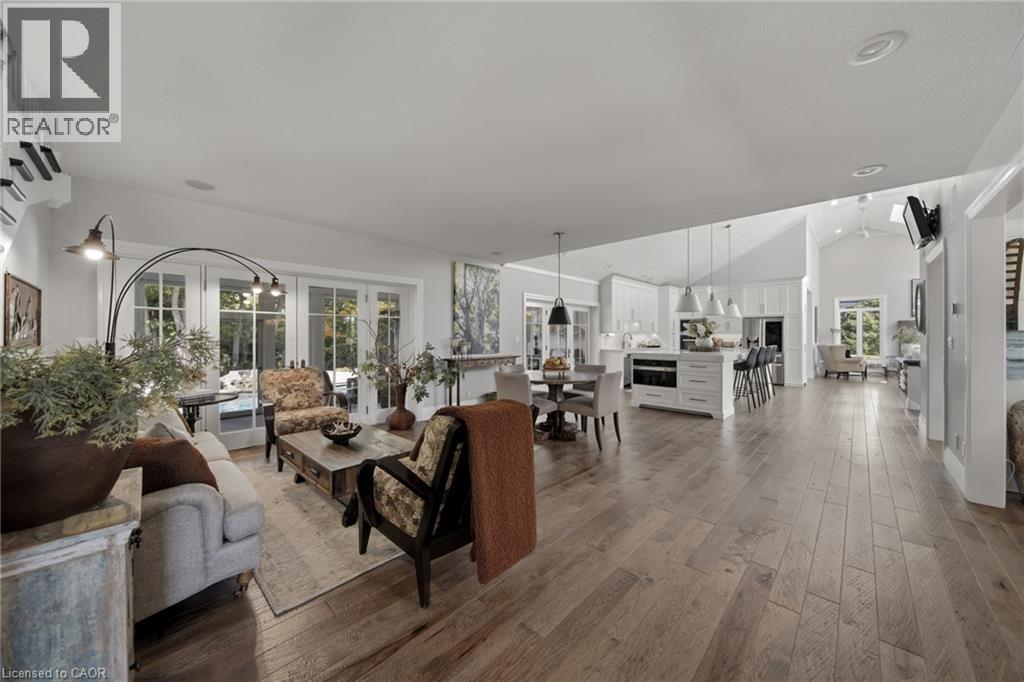 16 Kraft Drive Property Photo 14
