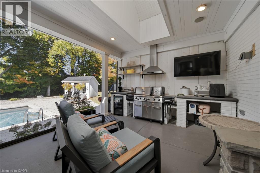16 Kraft Drive Property Photo 17
