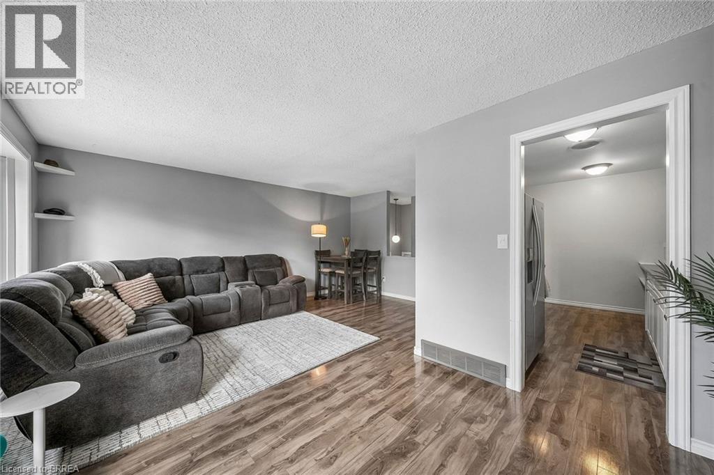 6 Deerfield Parkway Property Photo 6
