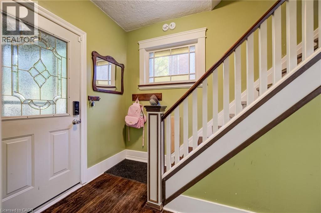 36 Cherry Street Property Photo 4
