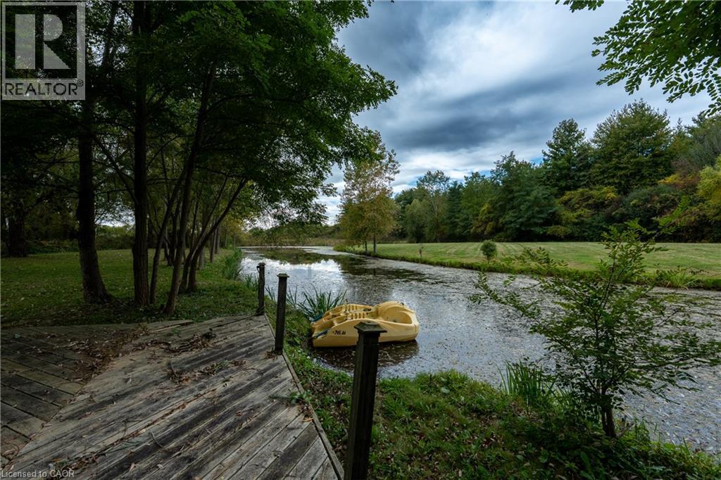740 Fiddlers Green Road Property Photo 18