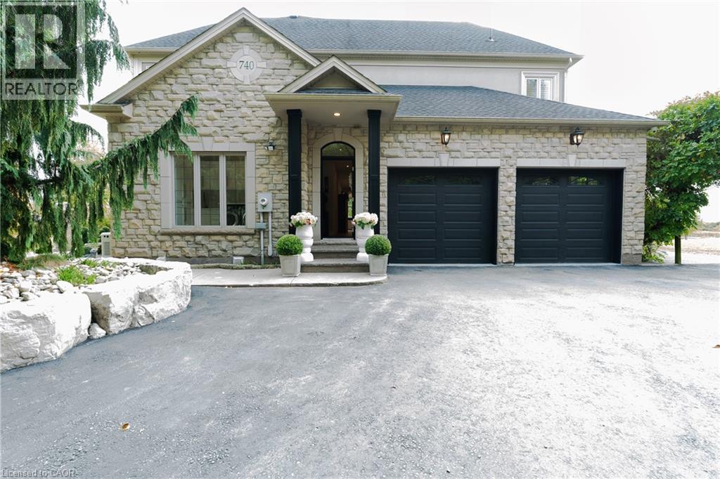 740 Fiddlers Green Road Property Photo 20