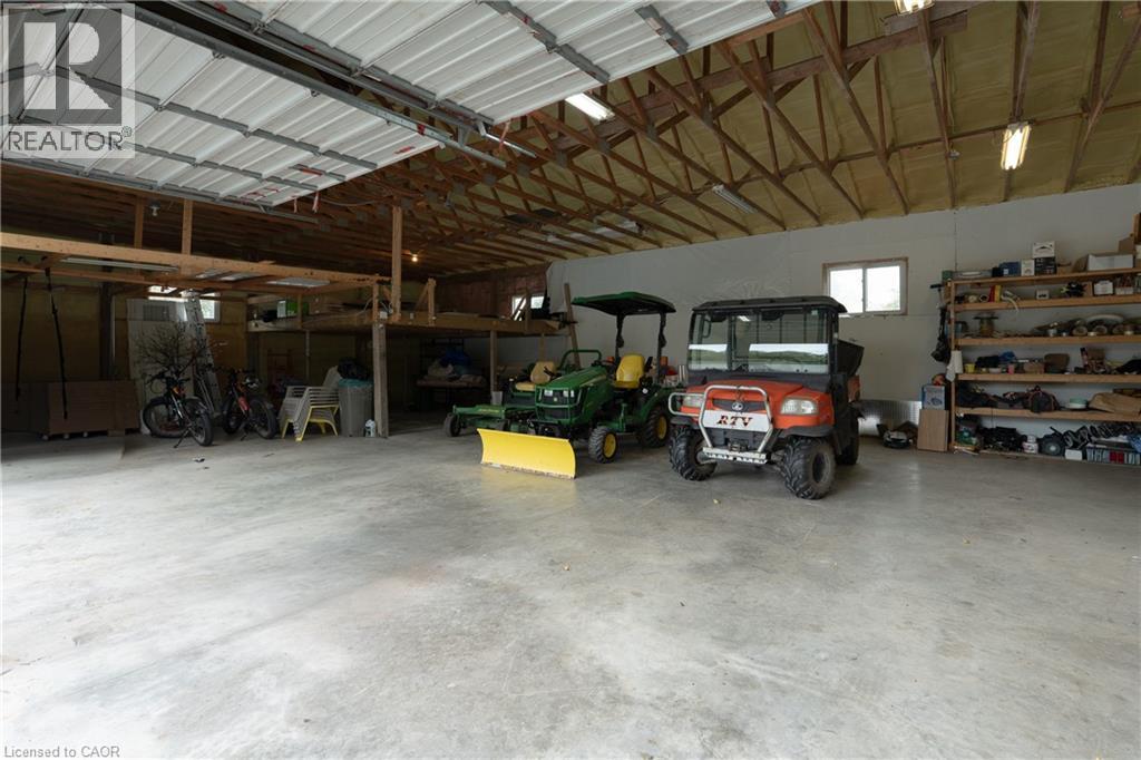 740 Fiddlers Green Road Property Photo 49