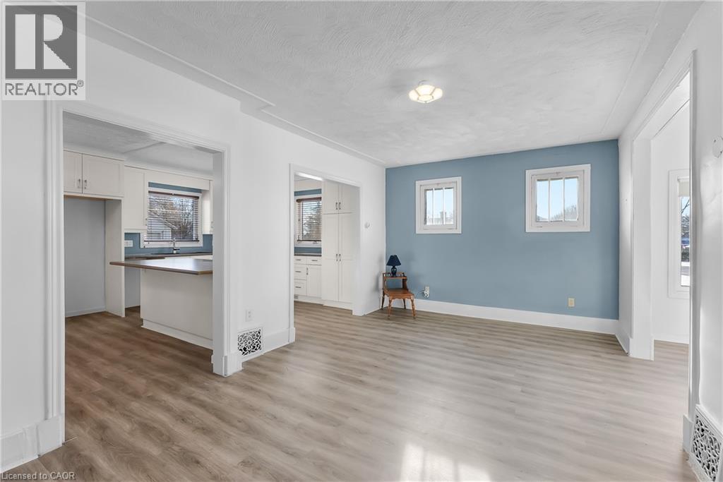 5932 Carlton Avenue Property Photo 11
