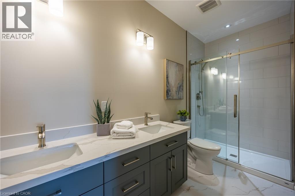 375 Argyle Avenue Property Photo 13