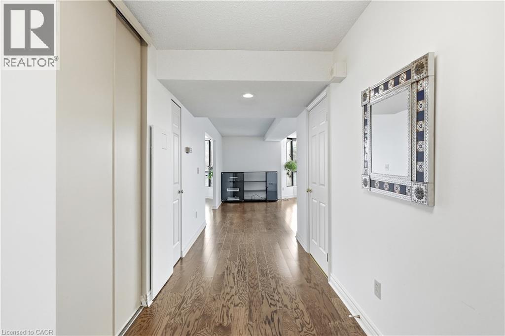 49 Robinson Street Unit# 601 Property Photo 6