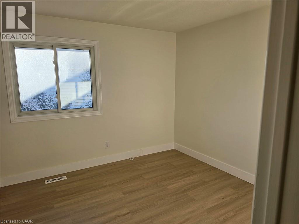 23 Alayne Crescent Property Photo 13