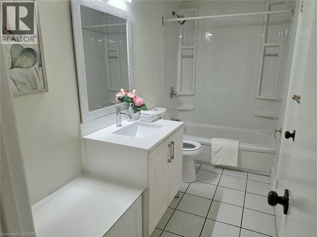 23 Alayne Crescent Property Photo 14