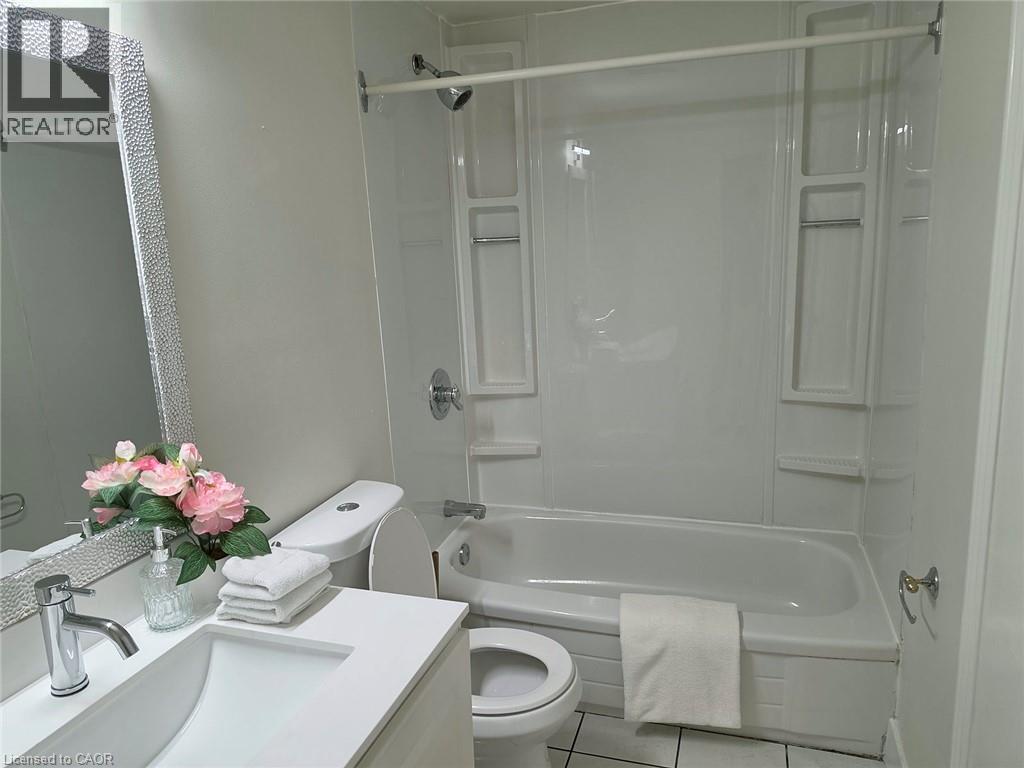 23 Alayne Crescent Property Photo 16