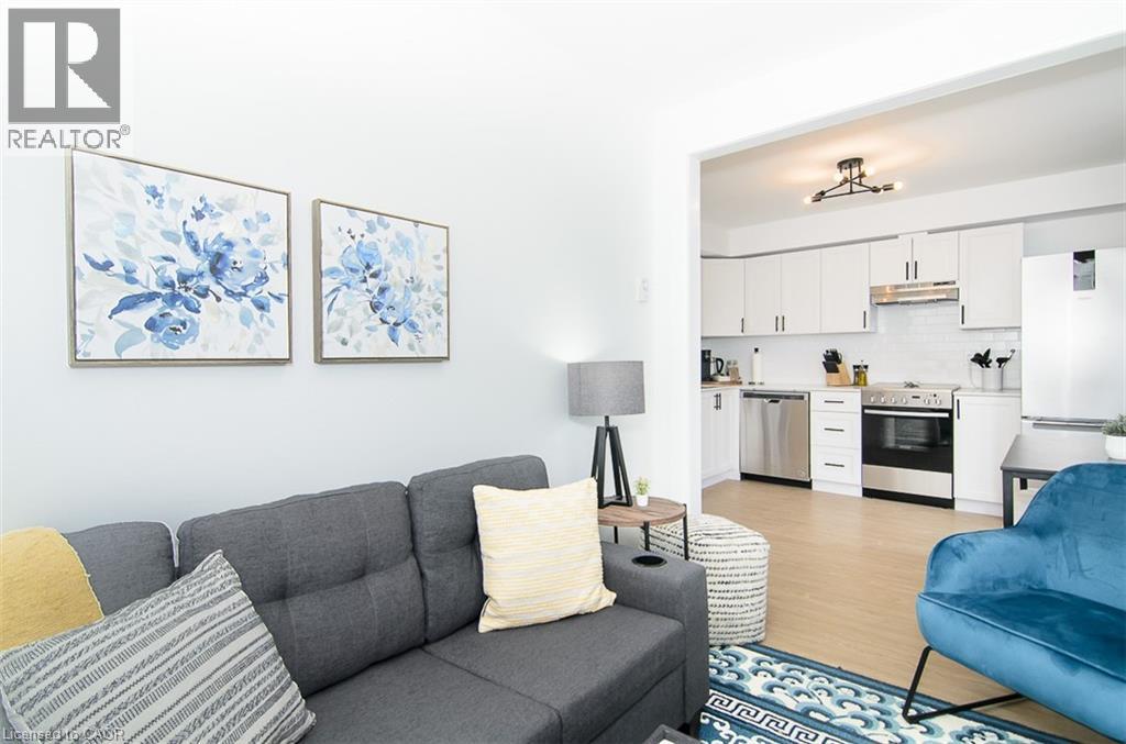 249 Emerald Street N Unit# 2 Property Photo 6