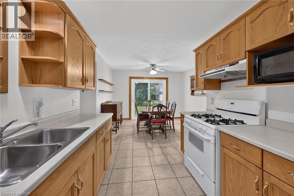 424 John Street Property Photo 10