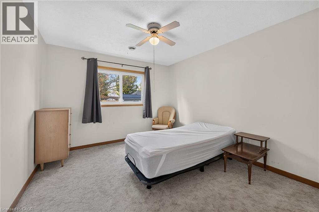 424 John Street Property Photo 18