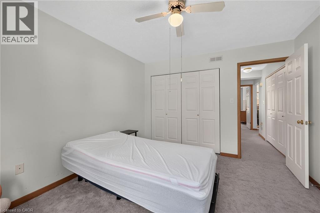 424 John Street Property Photo 19