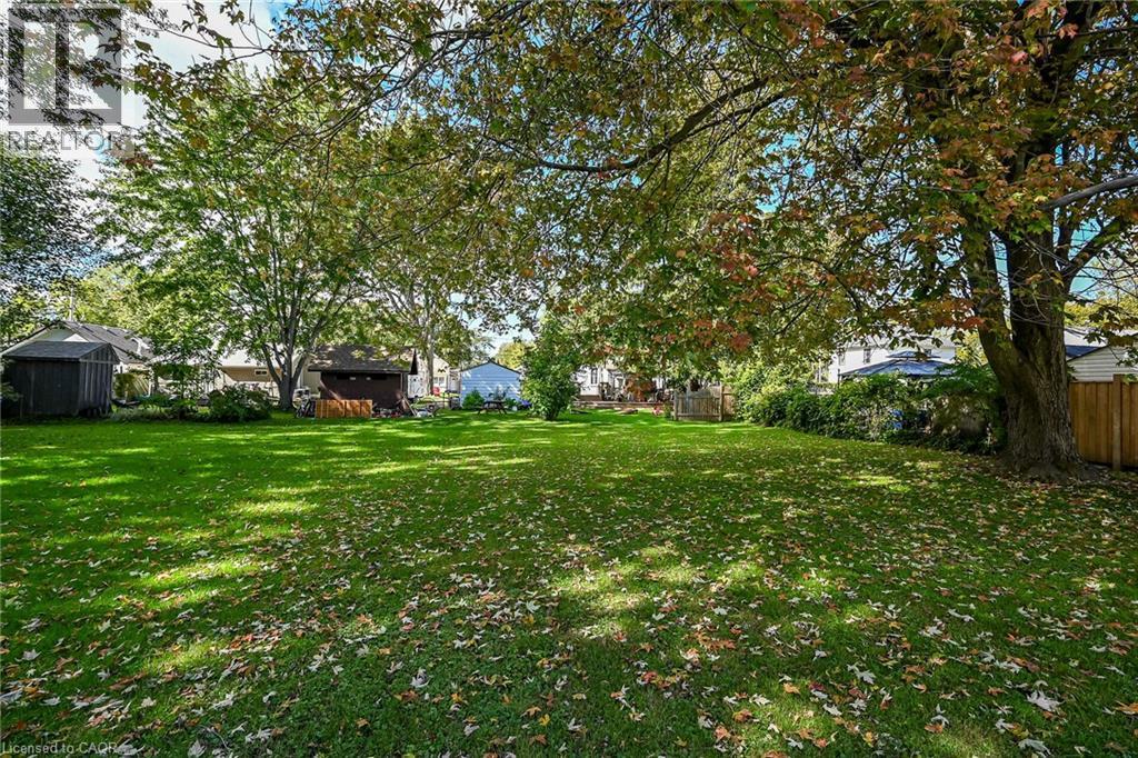 424 John Street Property Photo 25