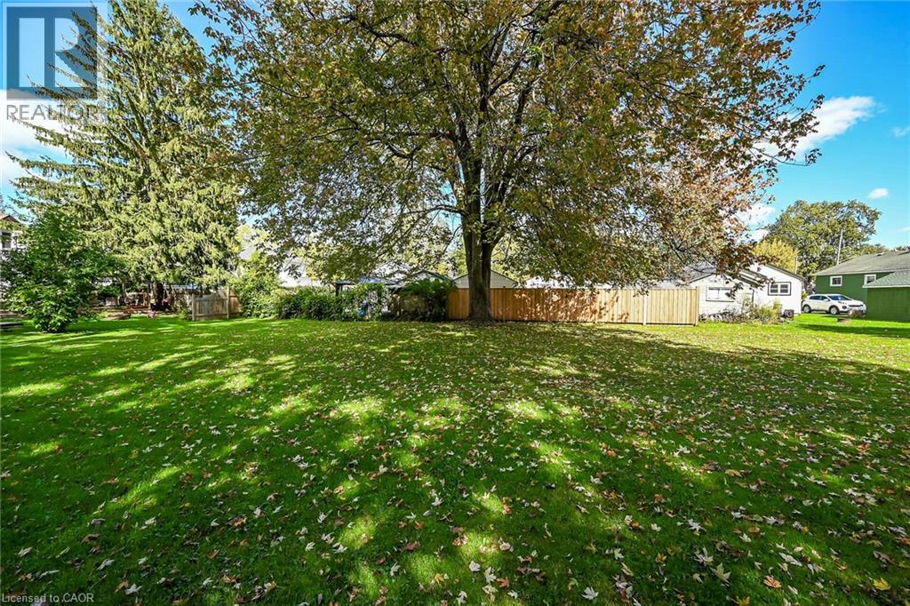 424 John Street Property Photo 26