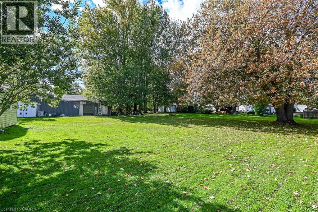 424 John Street Property Photo 30