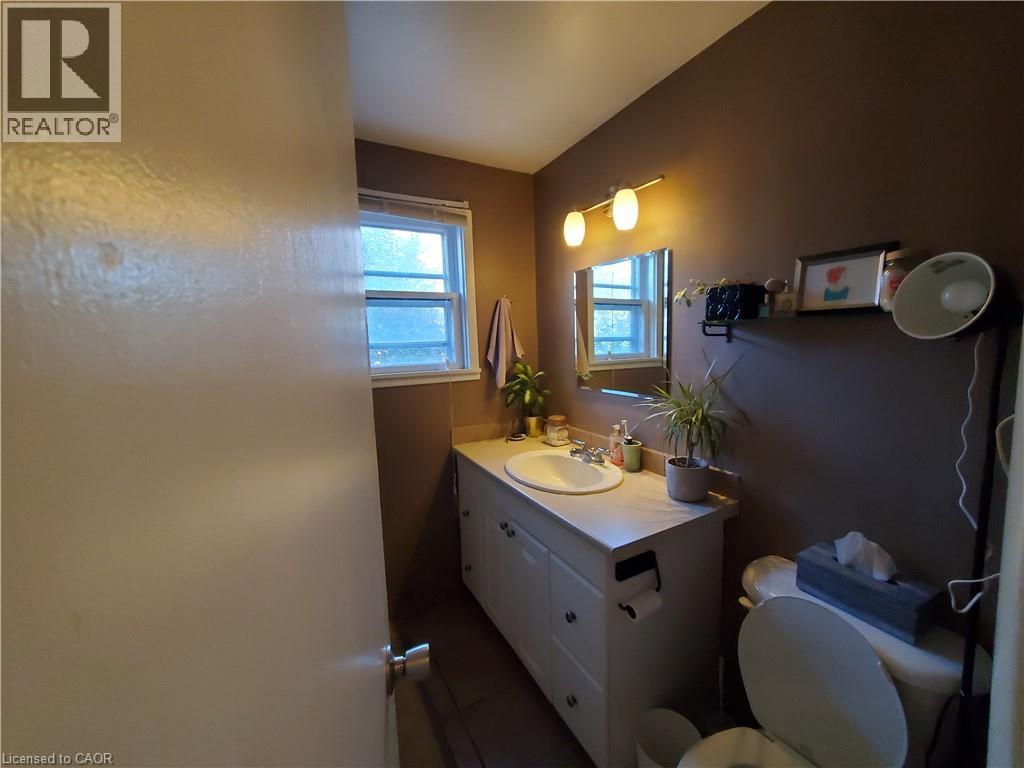 51 Talbot Street Property Photo 23